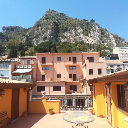 Apartment Attico Sole Luna *
